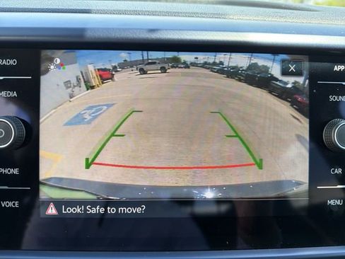 Used 2023 Volkswagen Taos SE AWD/4WD image 19