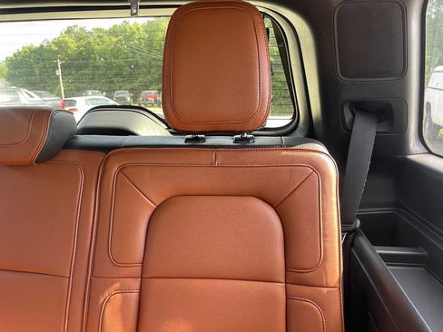 Used 2018 Lincoln Navigator Reserve w/ Technology Package AWD/4WD image 53