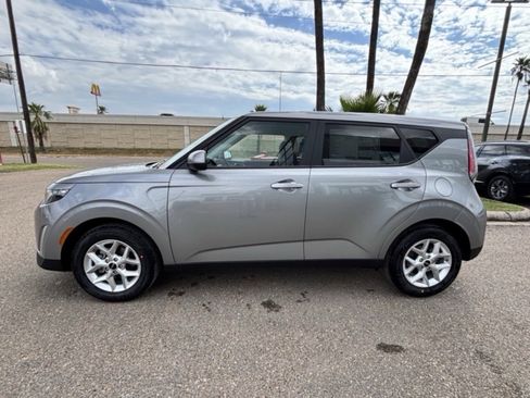 New 2025 Kia Soul LX image 4