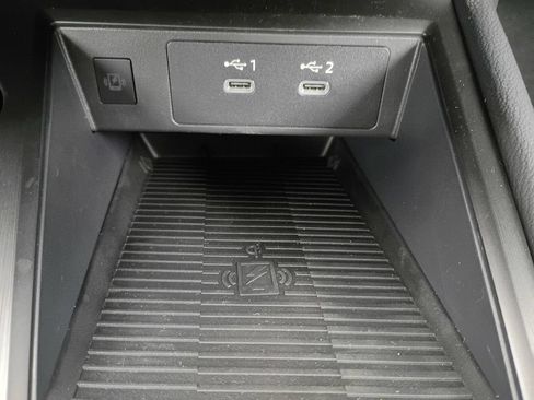 New 2026 Nissan Kicks SR w/ Cold Weather Package AWD/4WD image 18