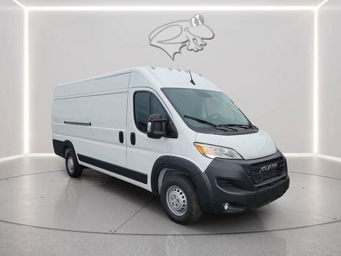 New 2024 RAM ProMaster 3500 w/ Convenience Group FWD image 2
