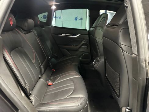 Used 2024 Maserati Levante GT Ultima image 20