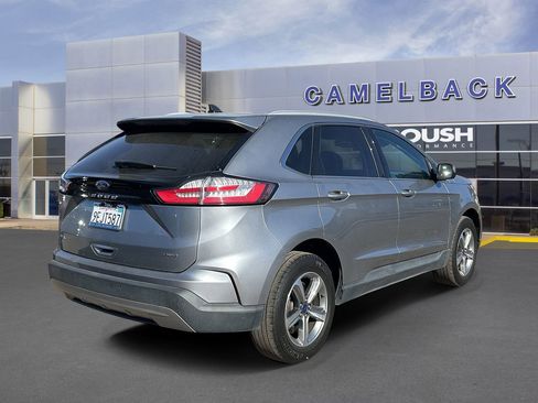 Used 2022 Ford Edge SEL w/ Convenience Package image 5