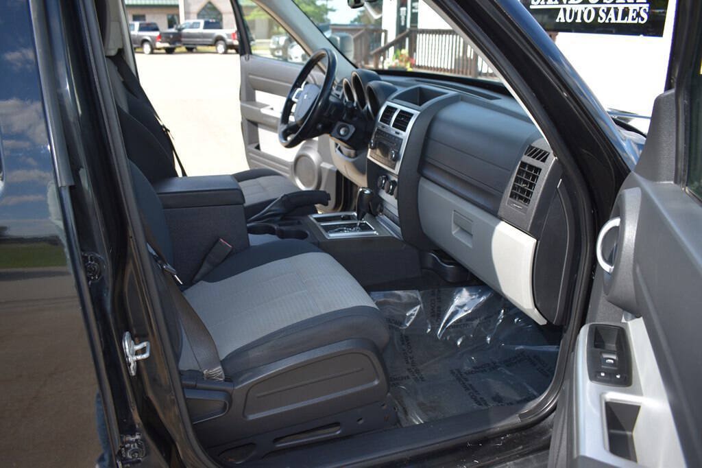 Used 2007 Dodge Nitro SLT AWD/4WD image 14