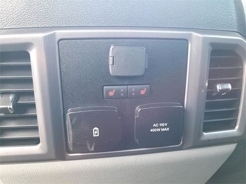 Certified 2022 Ford F350 Limited image 14