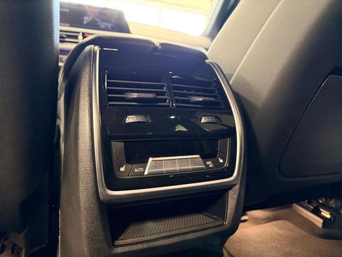 Used 2020 BMW X5 sDrive40i w/ Premium Package image 24