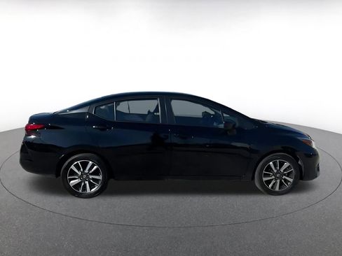 Used 2025 Nissan Versa SV image 16