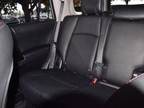 Used 2020 Toyota 4Runner Venture image 19