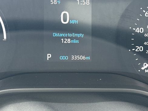 Used 2023 Toyota Sienna XLE image 41