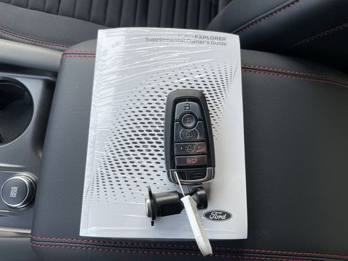 New 2026 Ford Explorer ST-Line w/ ST-Line Street Pack image 48