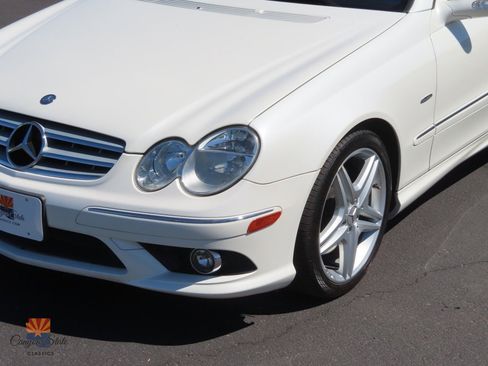 Used 2009 Mercedes-Benz CLK 350 Cabriolet image 14