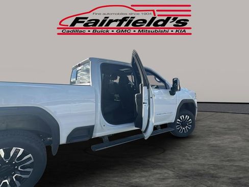 Used 2024 GMC Sierra 3500 Denali w/ Denali Reserve Package image 12