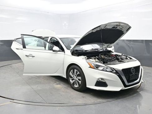Used 2021 Nissan Altima 2.5 S FWD image 46
