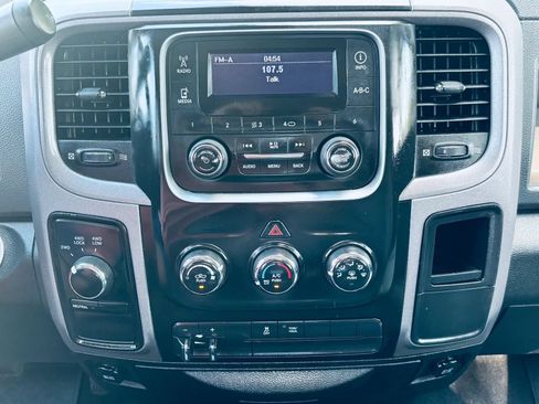 Used 2014 RAM 1500 Express AWD/4WD image 29