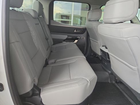 Used 2024 Toyota Tundra Limited image 29