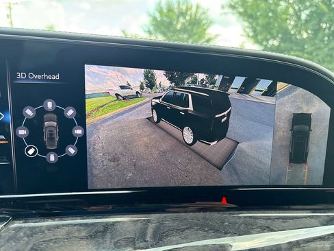 Certified 2021 Cadillac Escalade ESV Premium Luxury AWD/4WD image 33