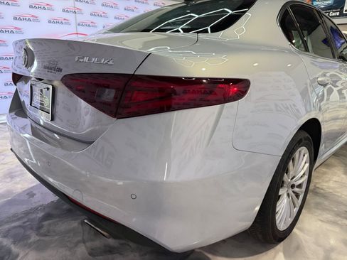 Used 2021 Alfa Romeo Giulia Sprint w/ Sun & Sound Package image 37