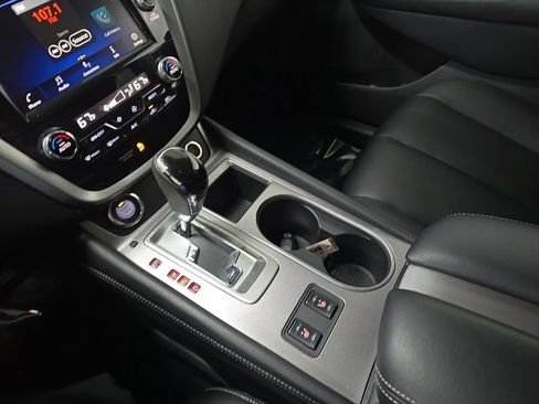 Used 2024 Nissan Murano SV AWD/4WD image 27