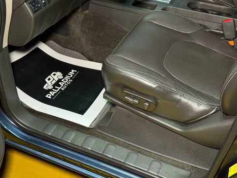 Used 2014 Nissan Frontier PRO-4X w/ Pro-4x Luxury Package image 28