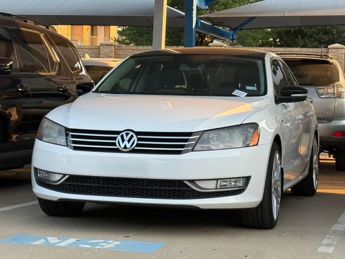 Used 2015 Volkswagen Passat 1.8T Sport FWD image 1