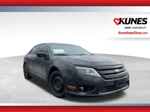 Used 2010 Ford Fusion SEL image 1