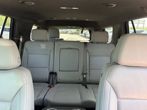 Used 2025 Chevrolet Tahoe LT AWD/4WD image 39