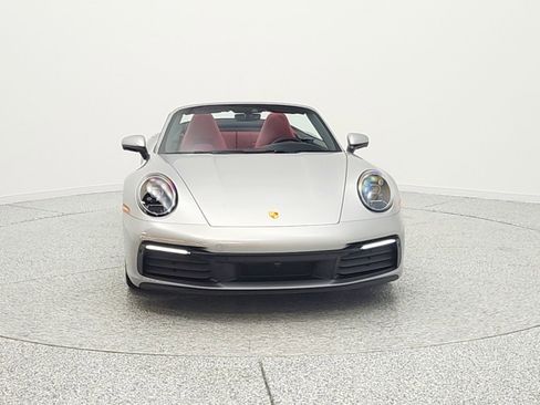 Used 2022 Porsche 911 Carrera image 2