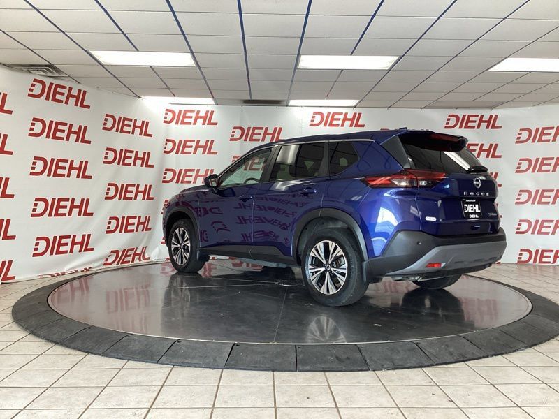 Used 2023 Nissan Rogue SV AWD/4WD image 5