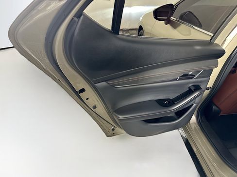 Used 2024 MAZDA MAZDA3 s image 28