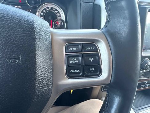 Used 2018 RAM 1500 Laramie AWD/4WD image 22