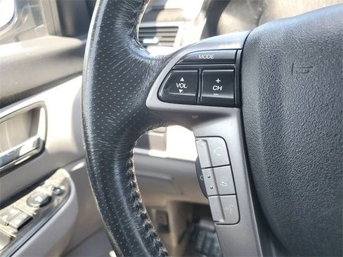 Used 2014 Honda Odyssey EX-L image 16