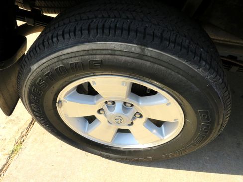 Used 2015 Toyota Tacoma TRD Pro image 19