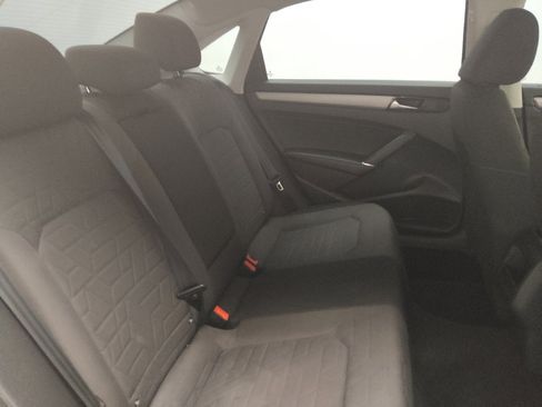 Used 2020 Volkswagen Passat 2.0T S image 19