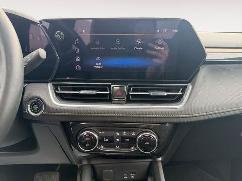 Used 2024 Chevrolet TrailBlazer ACTIV w/ Convenience Package image 14