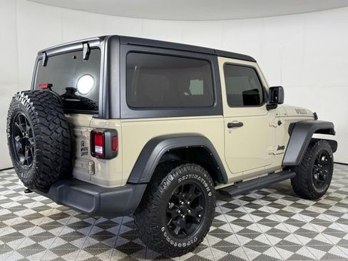 Used 2022 Jeep Wrangler Sport AWD/4WD image 5