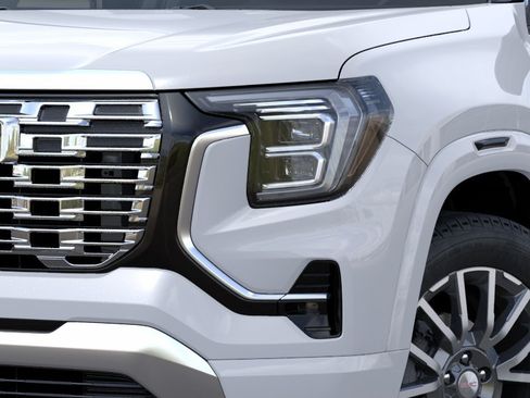 New 2027 GMC Terrain Denali w/ LPO, Black Badging Package AWD/4WD image 12