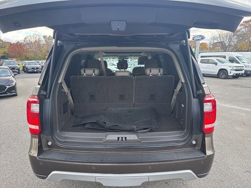 Certified 2019 Ford Expedition XLT w/ Equipment Group 202A image 28