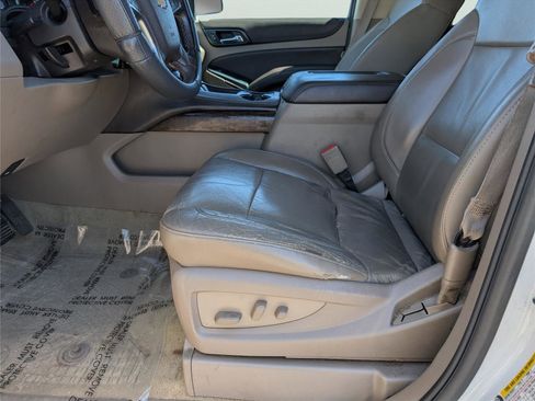 Used 2015 Chevrolet Tahoe LT image 13