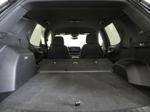 Used 2025 Chevrolet Equinox LT image 25