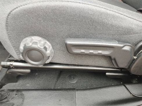 Certified 2024 Jeep Wrangler Unlimited Rubicon image 31