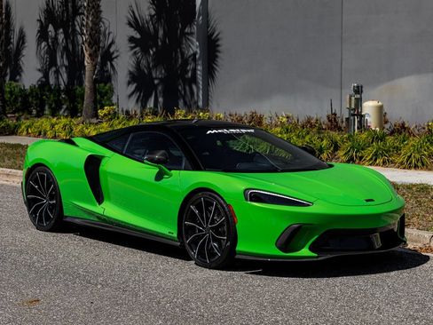 Used 2025 McLaren GTS RWD image 2