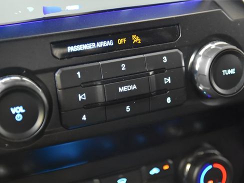 Used 2020 Ford F150 XL w/ Equipment Group 101A Mid RWD image 28