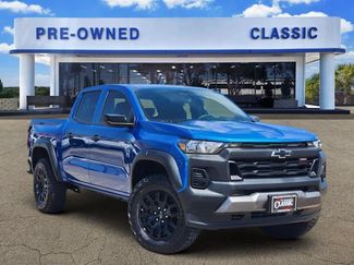 Used 2024 Chevrolet Colorado Trail Boss w/ Advanced Trailering Package AWD/4WD video 1
