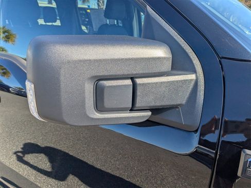 Used 2022 Ford F150 XLT w/ Equipment Group 302A High image 12