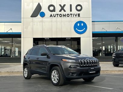 Used 2017 Jeep Cherokee Latitude w/ Comfort/Convenience Group