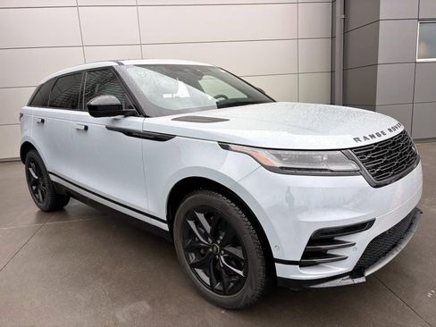Used 2026 Land Rover Range Rover Velar Dynamic SE image 3