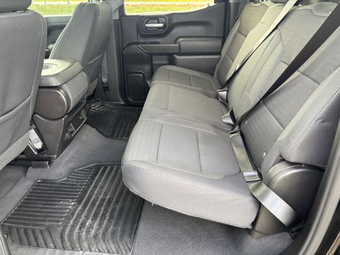 Used 2019 Chevrolet Silverado 1500 LT AWD/4WD image 23