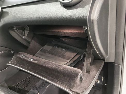 Used 2017 Mercedes-Benz GLC 300 4MATIC image 47