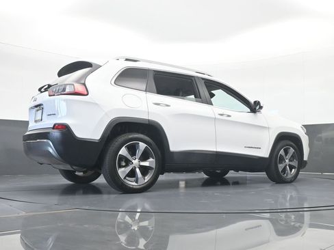 Used 2019 Jeep Cherokee Limited image 59
