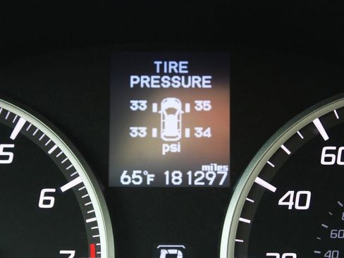 Used 2017 Acura RDX FWD image 18